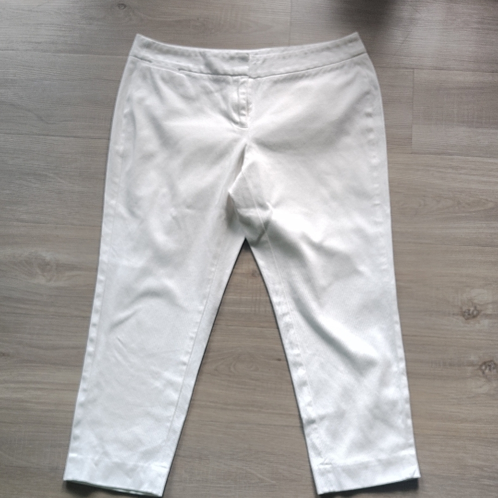 Liz Claiborne White Ankle Pants